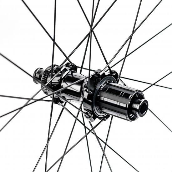 Колеса ZAAK Gravel Disc HG11/12s 12-100/12-142 Carbon 38mm Dark Clincher/Tubeless