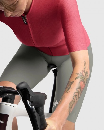 Веломайка ASSOS DYORA R Jersey S11 Lady Deadly Berry